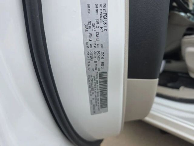 2018 Chrysler Pacifica in Wadena, MN 56482 - 18120453 39