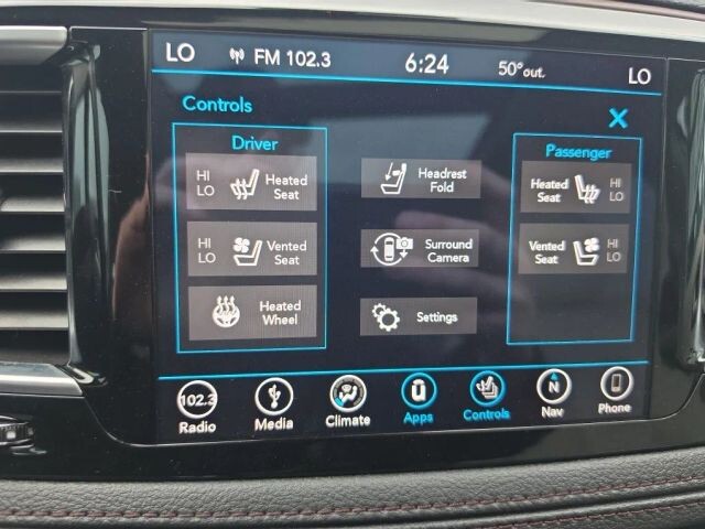 2018 Chrysler Pacifica in Wadena, MN 56482 - 18120453 28