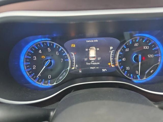 2018 Chrysler Pacifica in Wadena, MN 56482 - 18120453 17