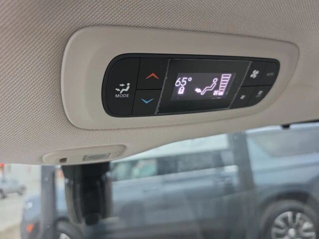 2018 Chrysler Pacifica in Wadena, MN 56482 - 18120453 35