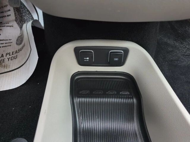 2018 Chrysler Pacifica in Wadena, MN 56482 - 18120453 26