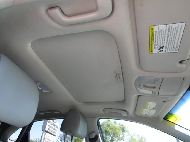 2018 Hyundai Kona in Tampa, FL 33604-6914 - 18120463 14