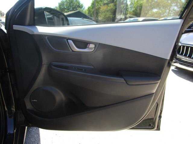 2018 Hyundai Kona in Tampa, FL 33604-6914 - 18120463 18