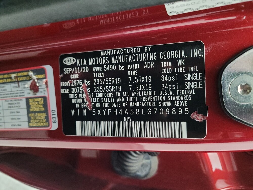 2020 Kia Sorento in Riverside, CA 92504 - 18120467 33