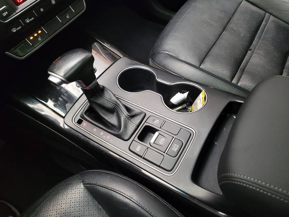 2020 Kia Sorento in Riverside, CA 92504 - 18120467 26