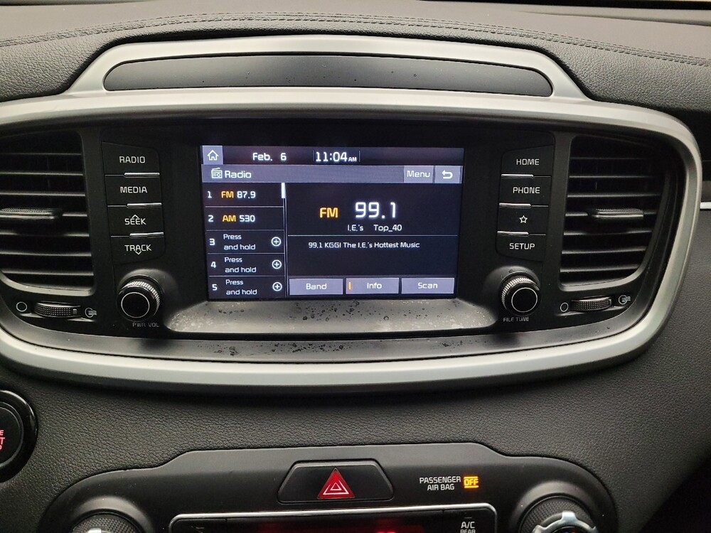 2020 Kia Sorento in Riverside, CA 92504 - 18120467 25