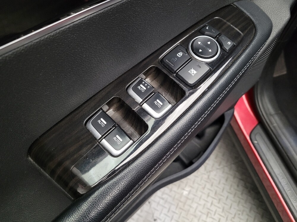 2020 Kia Sorento in Riverside, CA 92504 - 18120467 27