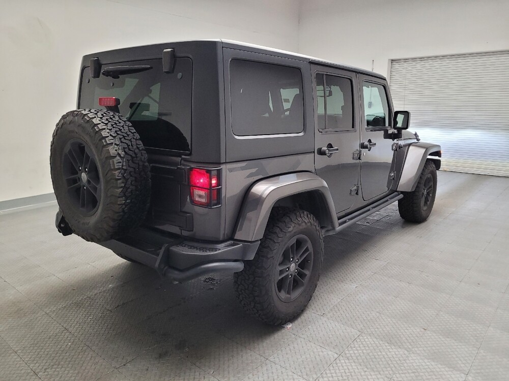 2017 Jeep Wrangler in Fresno, CA 93726 - 18120472 9