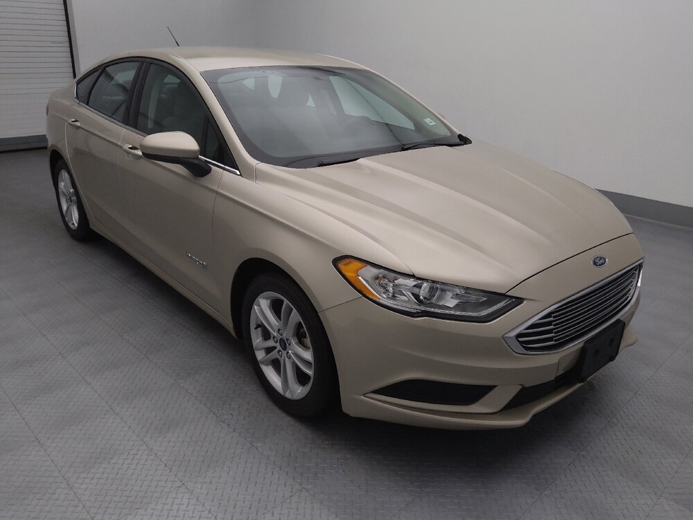 2018 Ford Fusion in St. Louis, MO 63136 - 18120485 13
