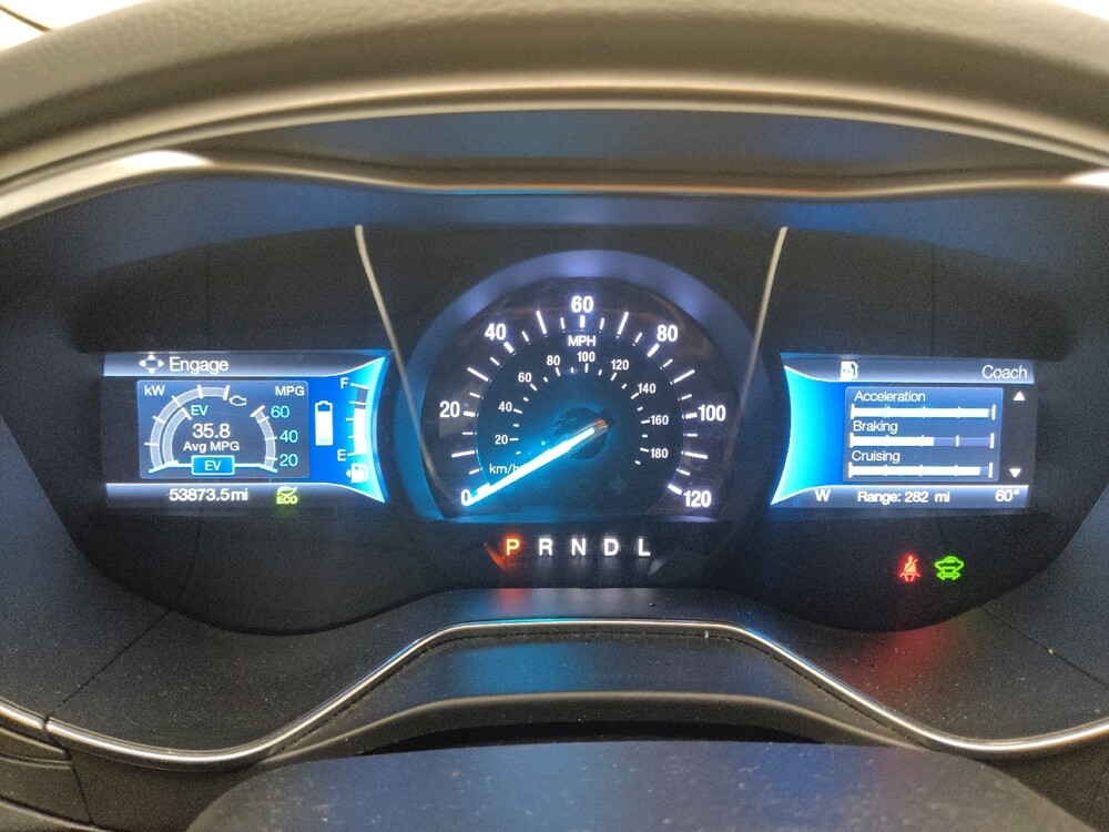 2018 Ford Fusion in St. Louis, MO 63136 - 18120485 23