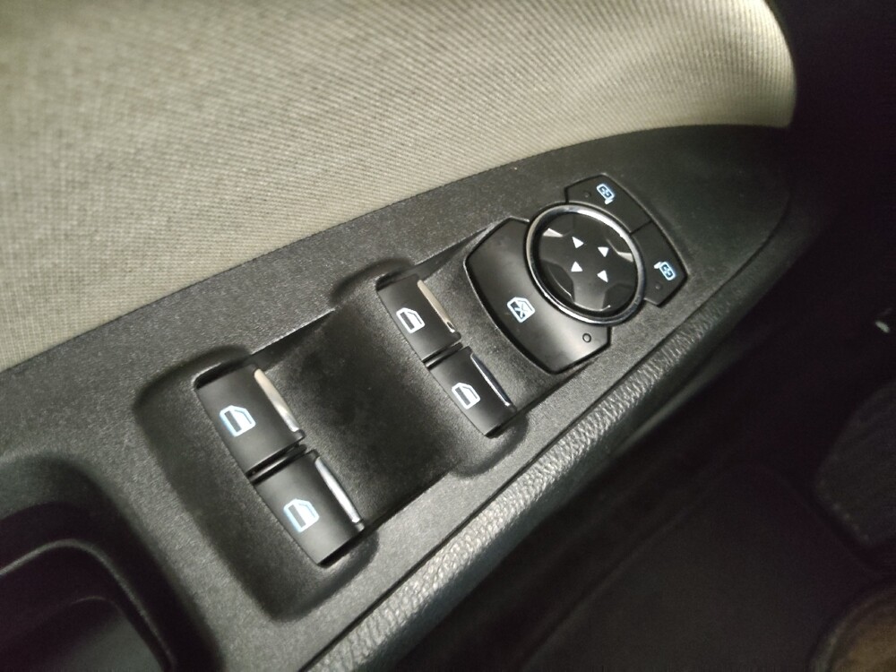 2018 Ford Fusion in St. Louis, MO 63136 - 18120485 27