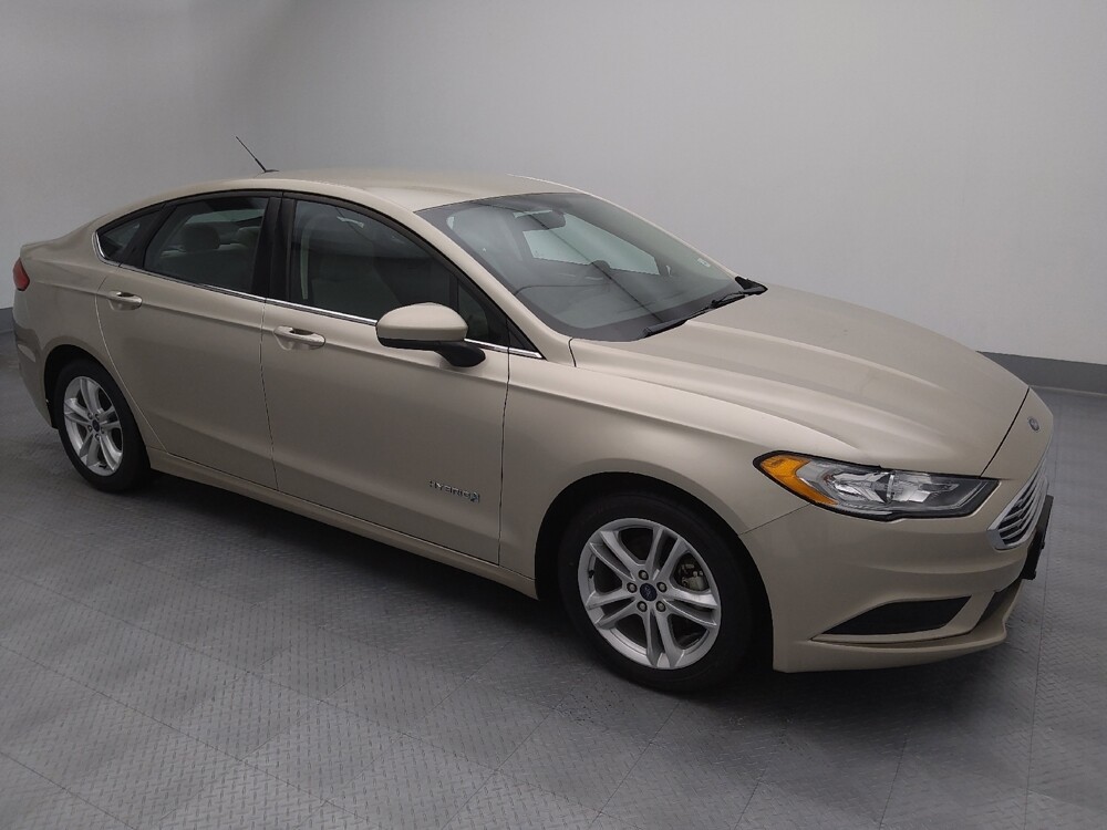 2018 Ford Fusion in St. Louis, MO 63136 - 18120485 11