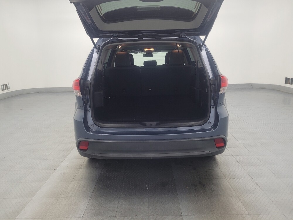 2019 Toyota Highlander in Stone Mountain, GA 30083 - 18120486 29