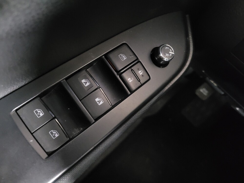 2019 Toyota Highlander in Stone Mountain, GA 30083 - 18120486 27