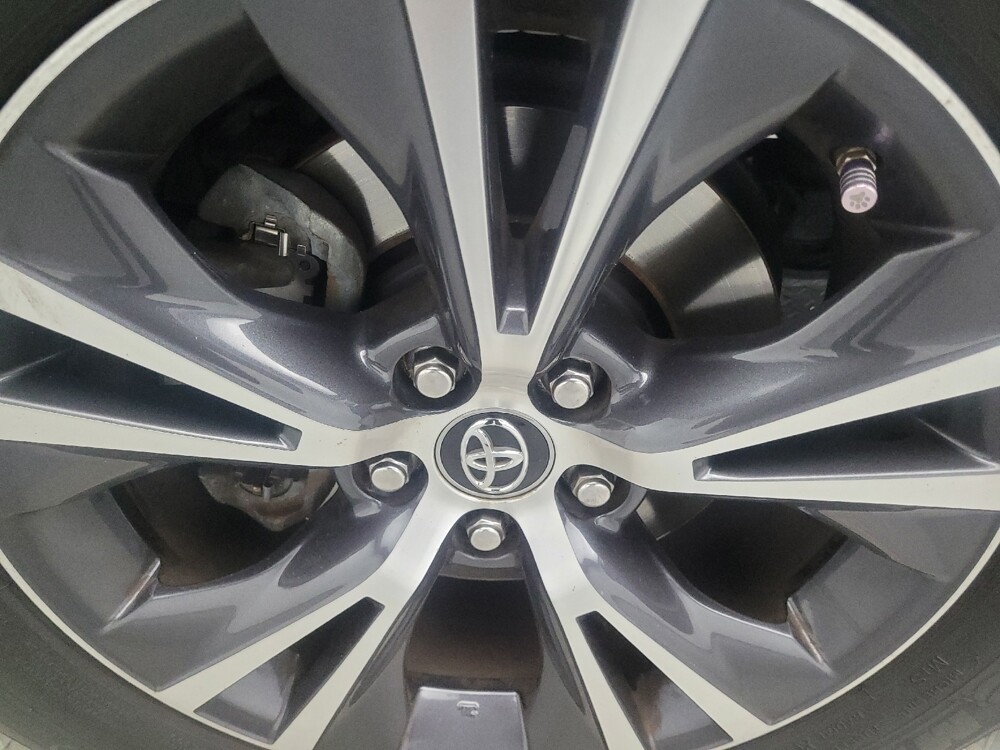 2019 Toyota Highlander in Stone Mountain, GA 30083 - 18120486 31