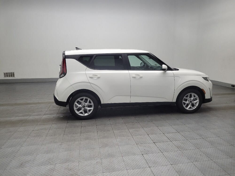 2025 Kia Soul in Albany, GA 31705 - 18120493 10