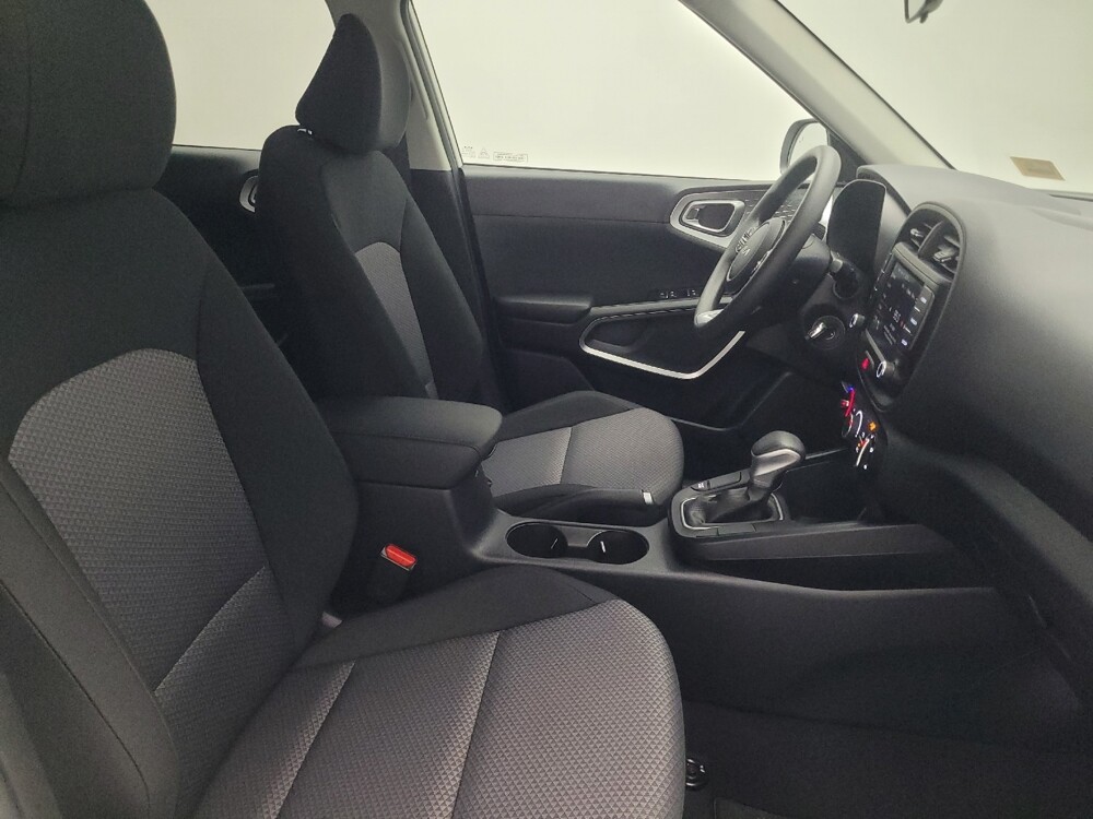 2025 Kia Soul in Albany, GA 31705 - 18120493 21