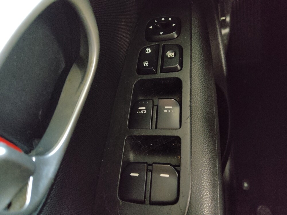 2015 Kia Soul in Birmingham, AL 35215 - 18120498 27