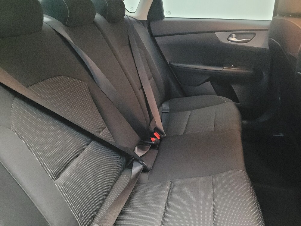 2019 Kia Forte in Columbus, GA 31909 - 18120504 19