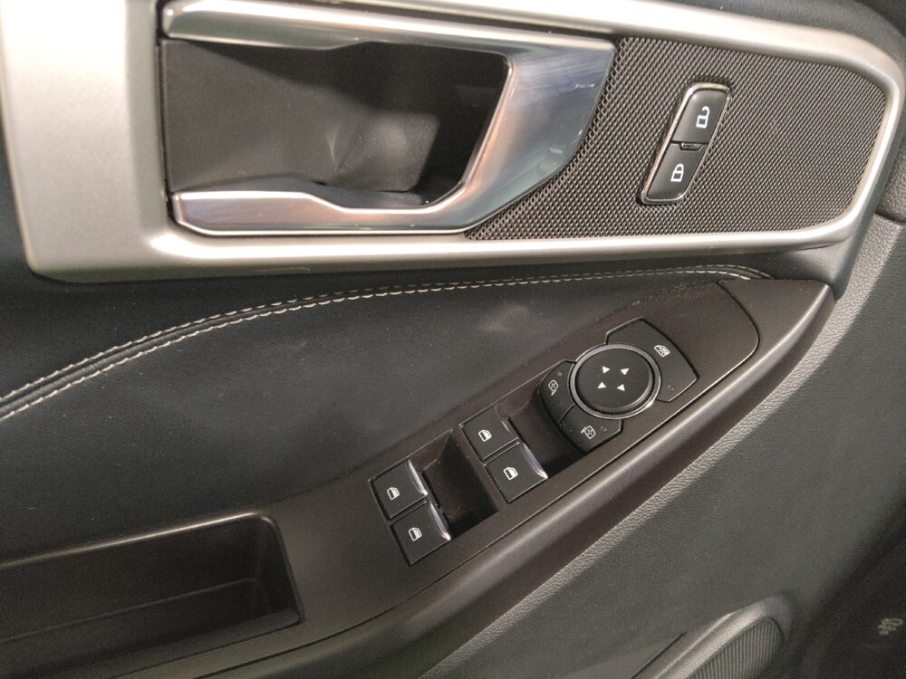 2020 Ford Explorer in Arlington, TX 76011 - 18120507 27