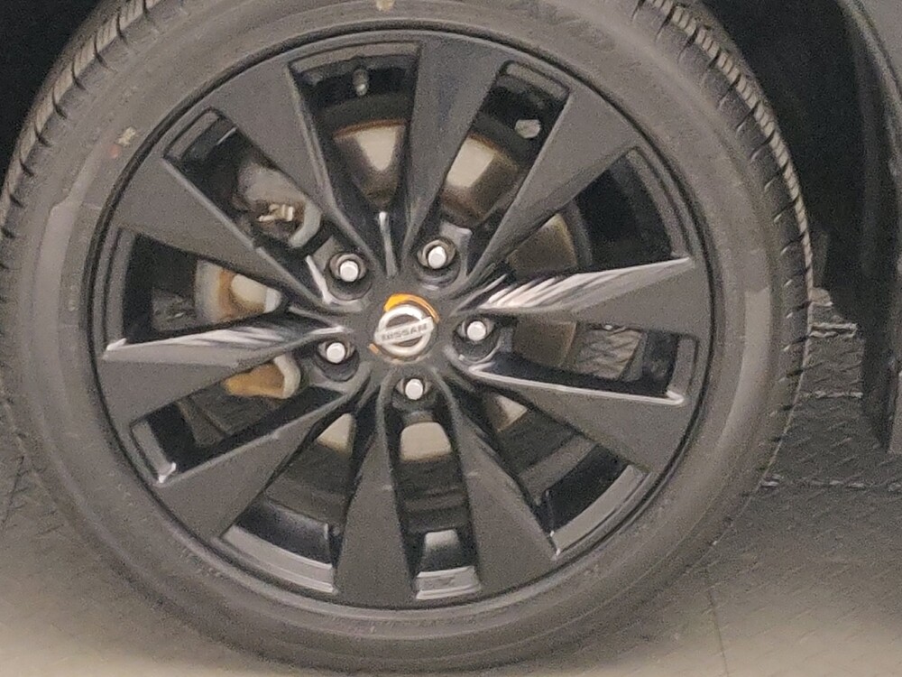 2017 Nissan Sentra in Fort Worth, TX 76116 - 18120519 31