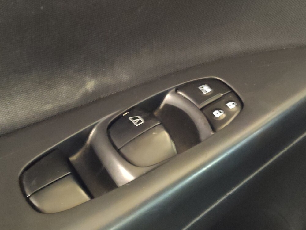 2017 Nissan Sentra in Fort Worth, TX 76116 - 18120519 27