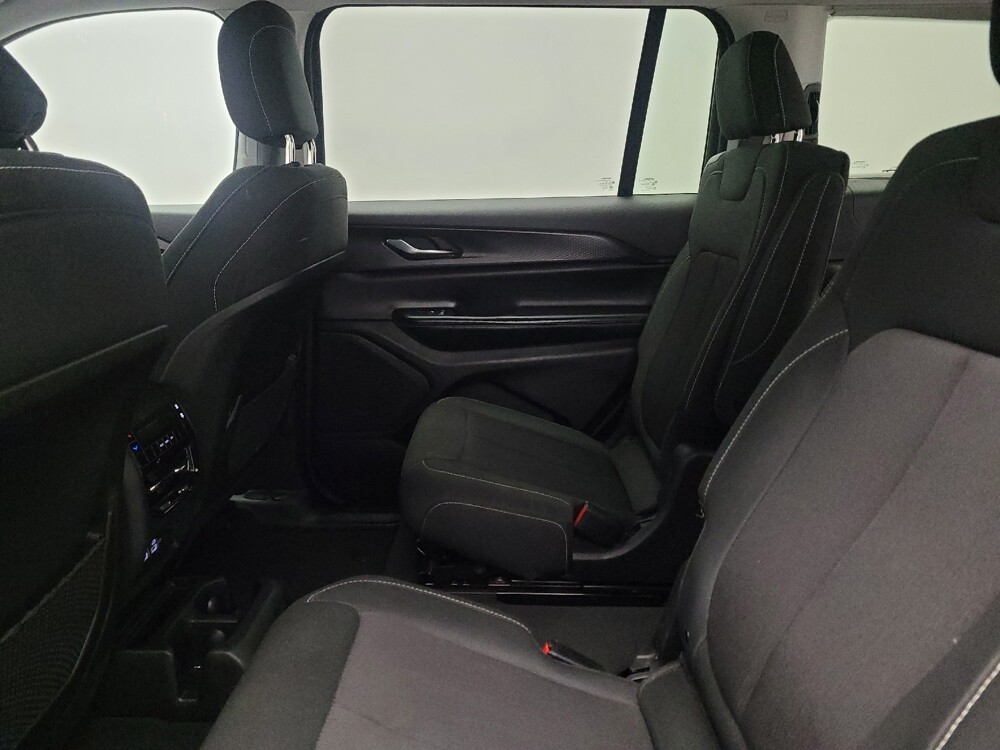 2023 Jeep Grand Cherokee L in El Paso, TX 79907 - 18120520 18