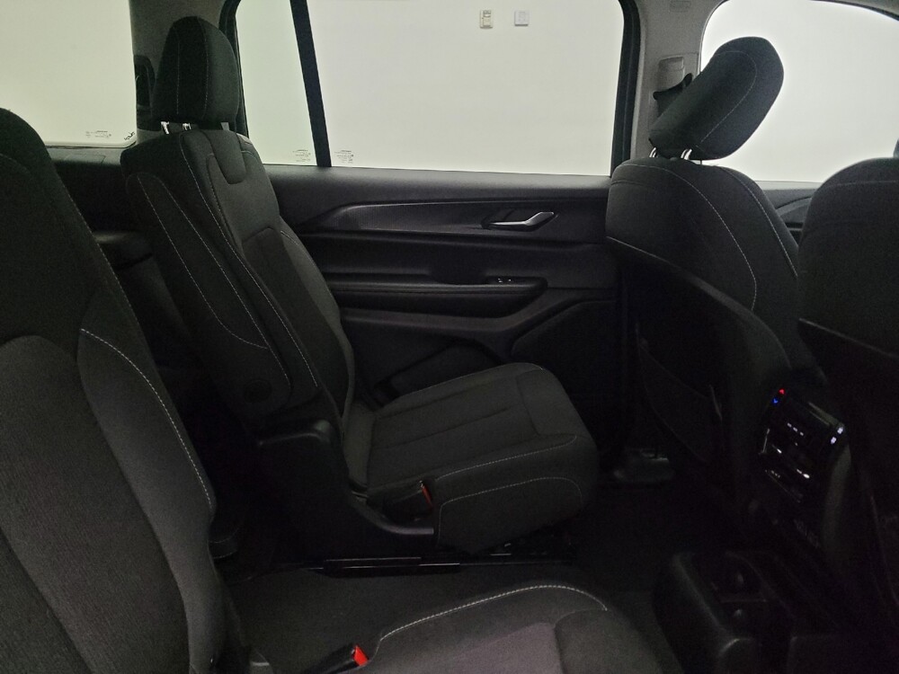 2023 Jeep Grand Cherokee L in El Paso, TX 79907 - 18120520 19