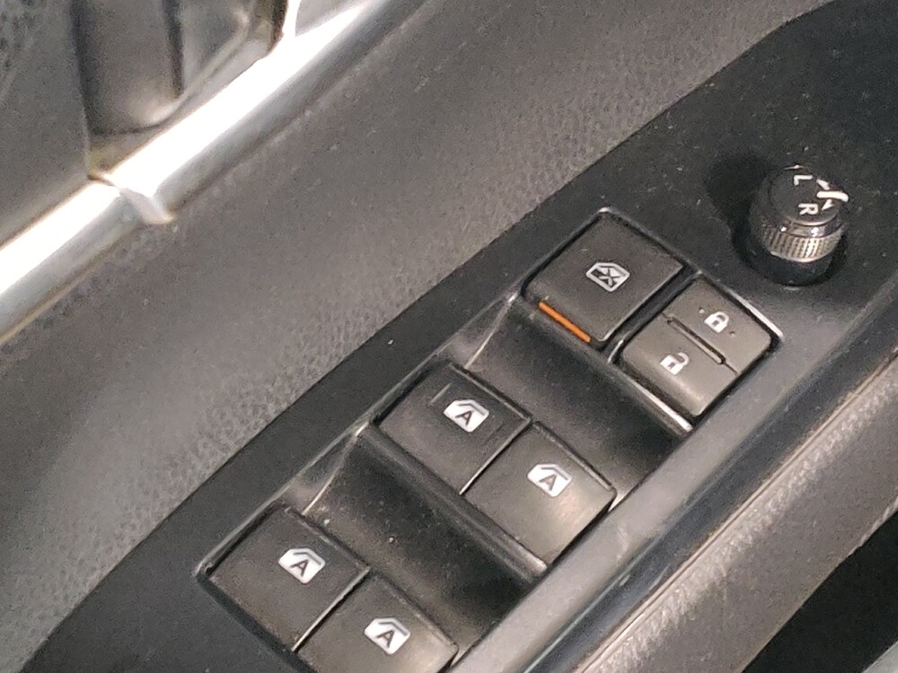 2020 Toyota Camry in Arlington, TX 76011 - 18120521 27