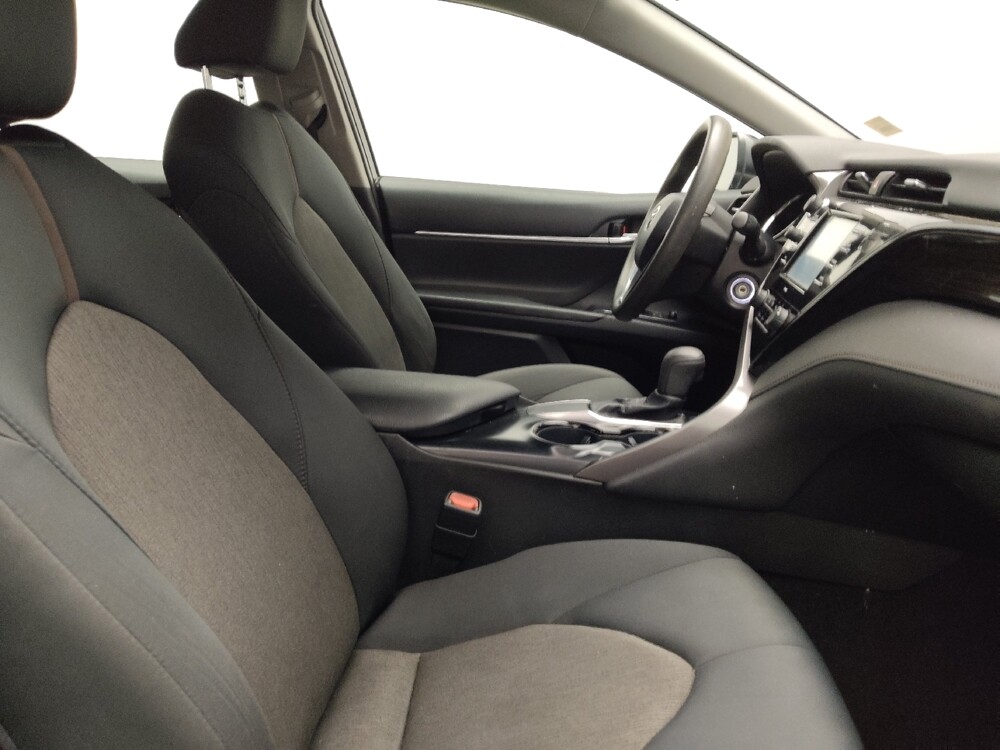 2020 Toyota Camry in Arlington, TX 76011 - 18120521 21