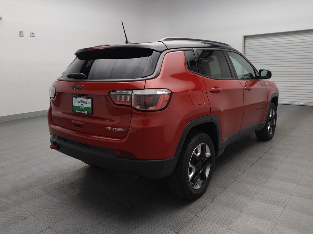2018 Jeep Compass in Tulsa, OK 74145 - 18120524 9