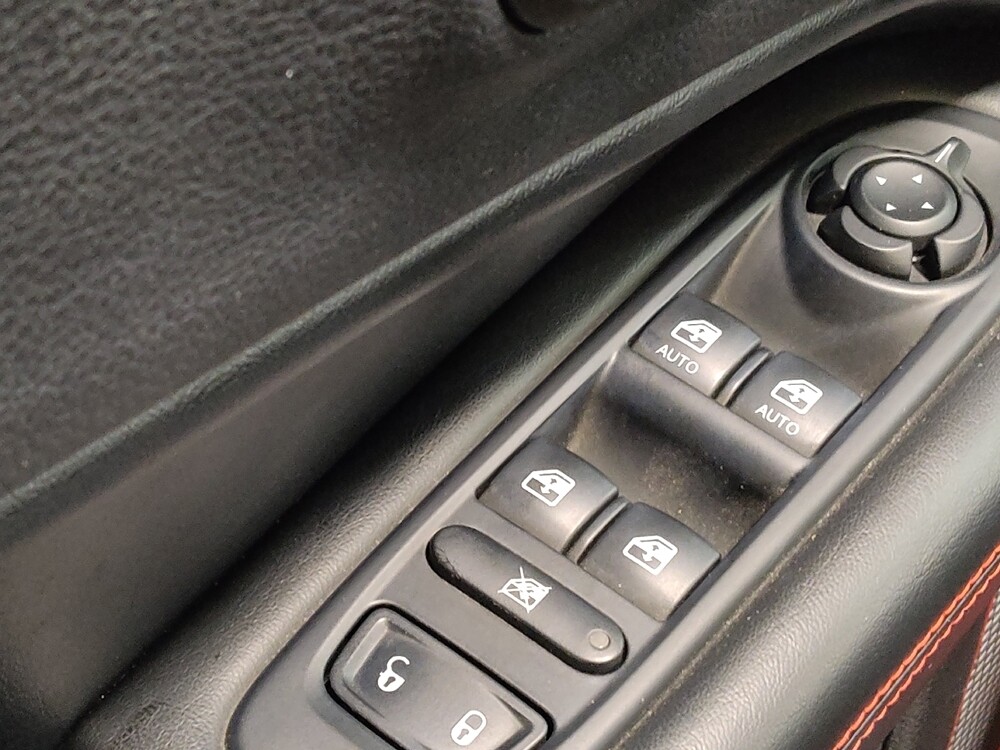 2018 Jeep Compass in Tulsa, OK 74145 - 18120524 27