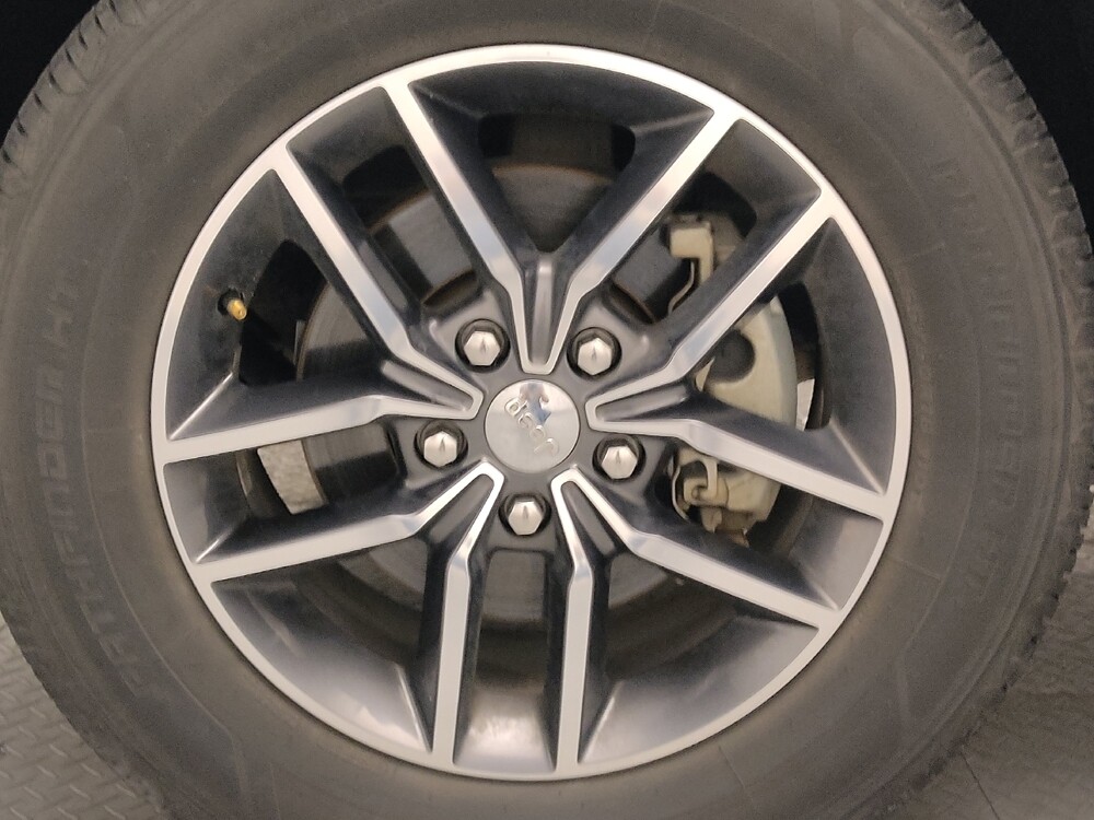 2018 Jeep Grand Cherokee in Tulsa, OK 74145 - 18120525 31