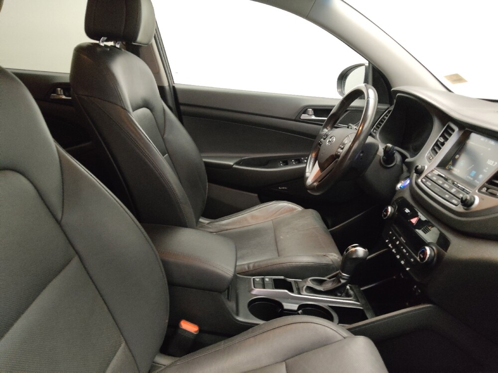 2017 Hyundai Tucson in Lubbock, TX 79424 - 18120531 21