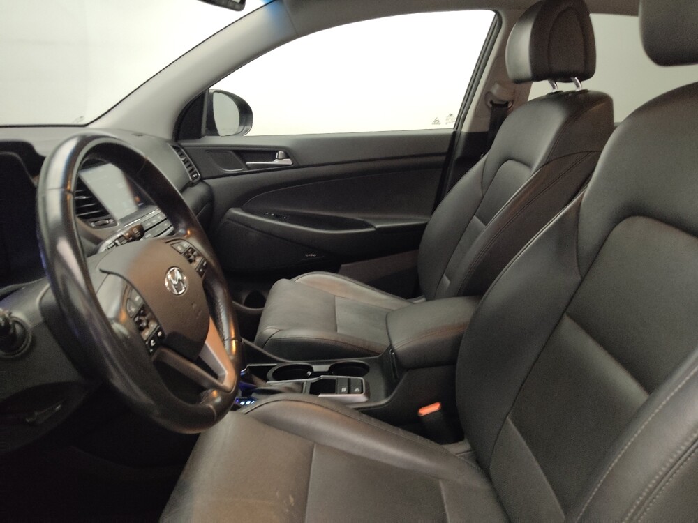 2017 Hyundai Tucson in Lubbock, TX 79424 - 18120531 17