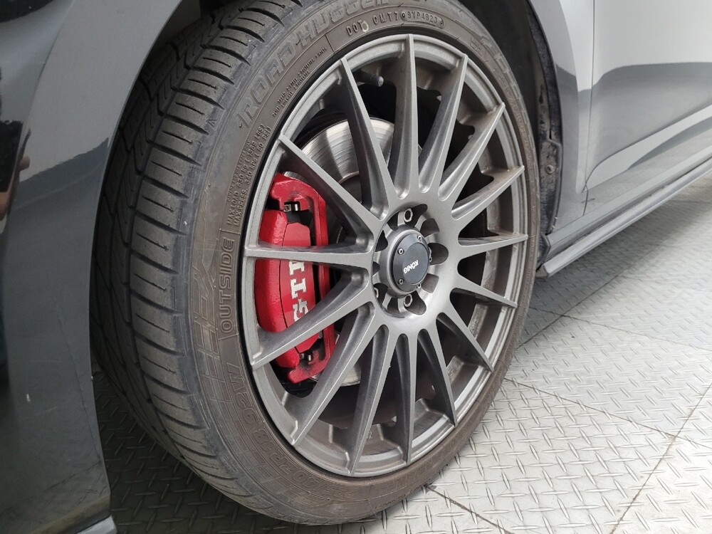 2016 Volkswagen GTI in Phoenix, AZ 85015 - 18120533 31