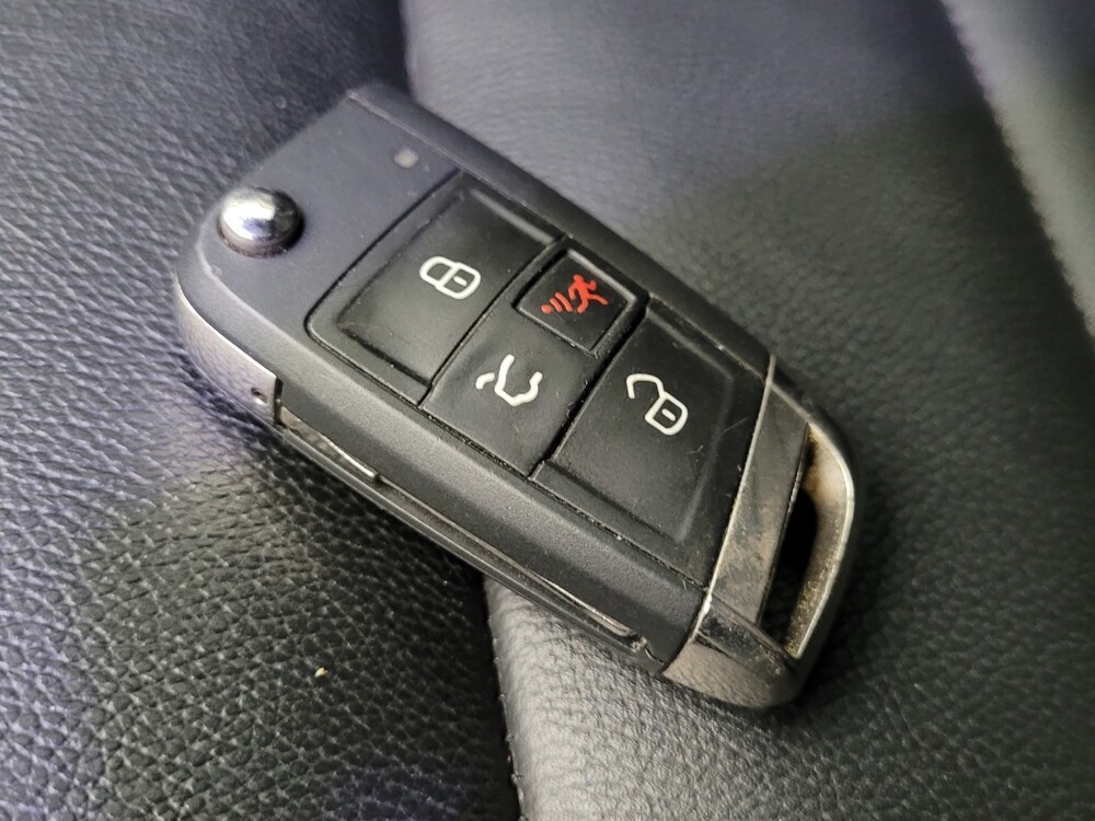 2016 Volkswagen GTI in Phoenix, AZ 85015 - 18120533 32