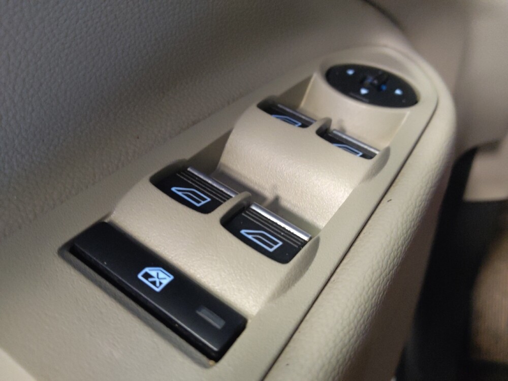 2019 Ford Escape in Phoenix, AZ 85015 - 18120534 27