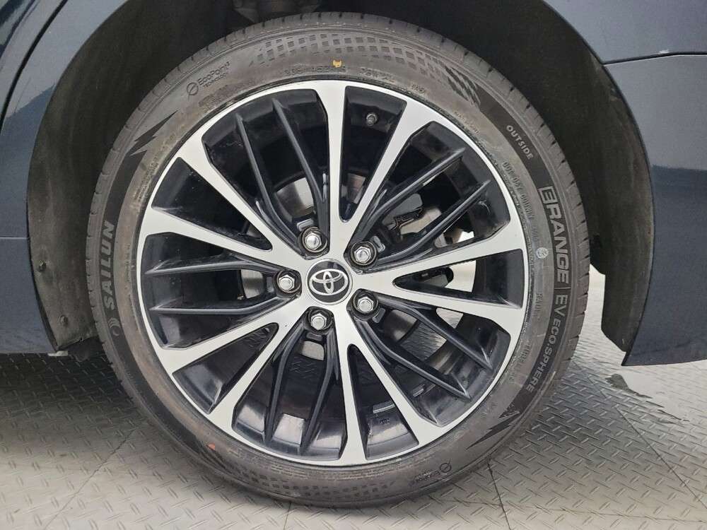 2018 Toyota Camry in Phoenix, AZ 85022 - 18120538 31