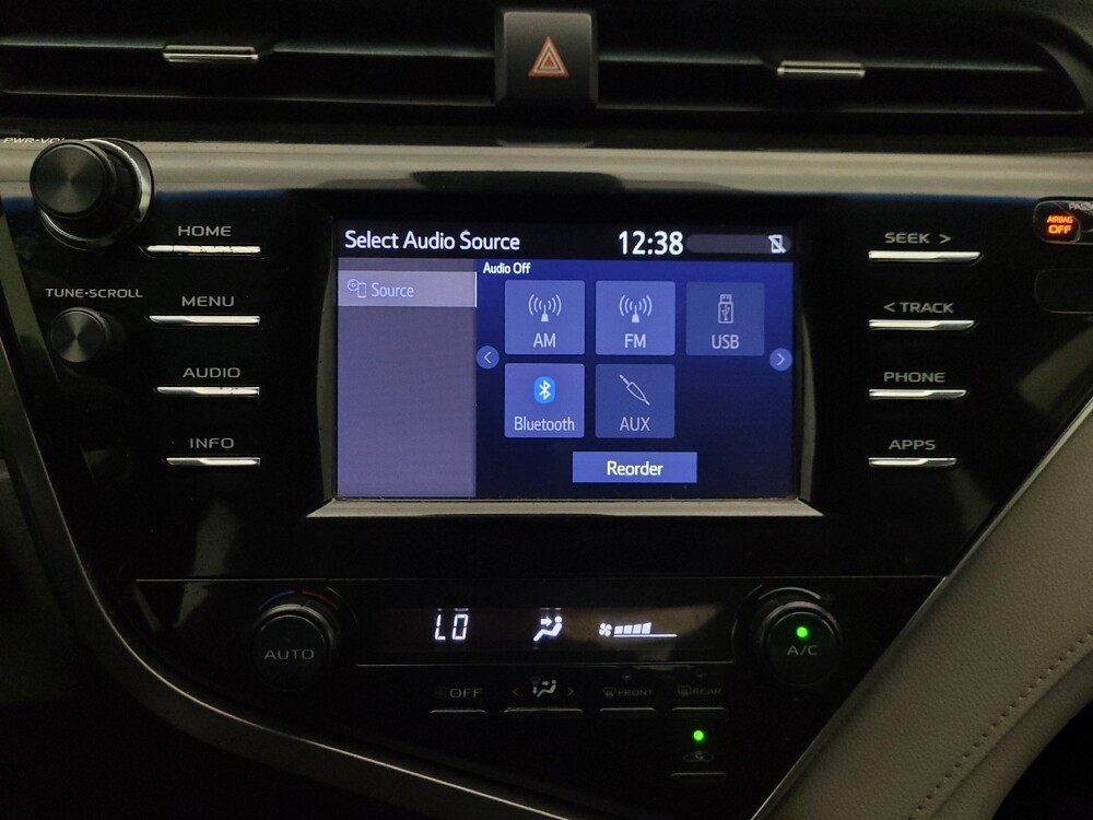 2018 Toyota Camry in Phoenix, AZ 85022 - 18120538 25