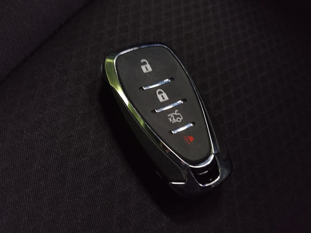 2016 Chevrolet Malibu in Phoenix, AZ 85022 - 18120539 32