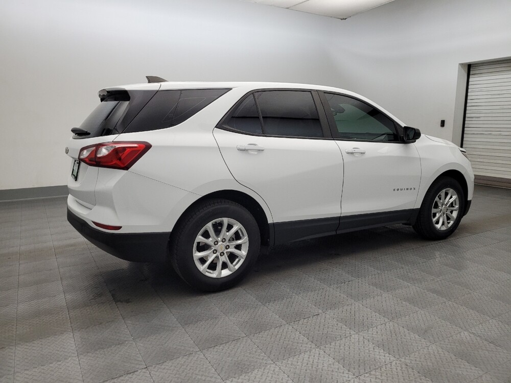 2020 Chevrolet Equinox in Mesa, AZ 85210 - 18120540 10