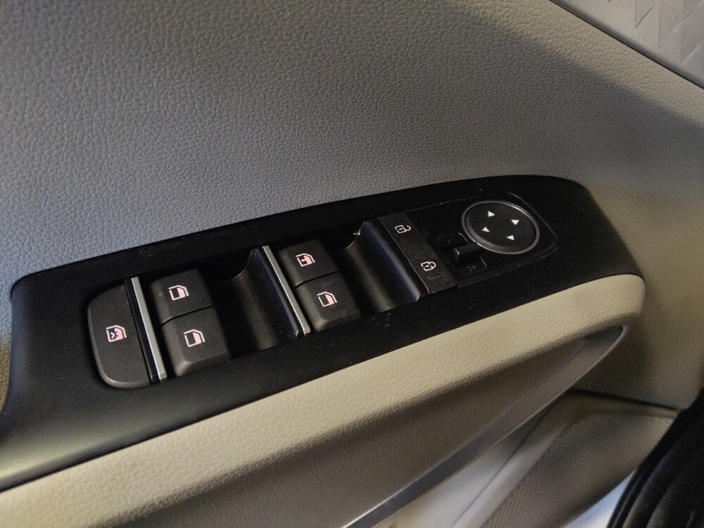 2022 Kia Soul in Tucson, AZ 85705 - 18120545 27