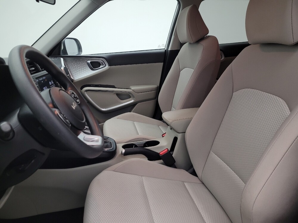 2022 Kia Soul in Tucson, AZ 85705 - 18120545 17