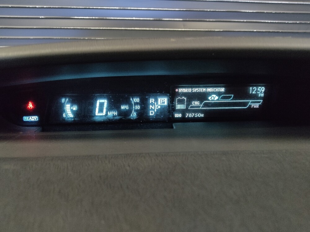 2015 Toyota Prius in Phoenix, AZ 85015 - 18120546 23