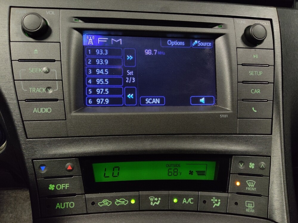 2015 Toyota Prius in Phoenix, AZ 85015 - 18120546 25