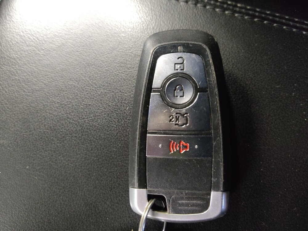 2020 Ford Explorer in Tallahassee, FL 32304 - 18120549 32