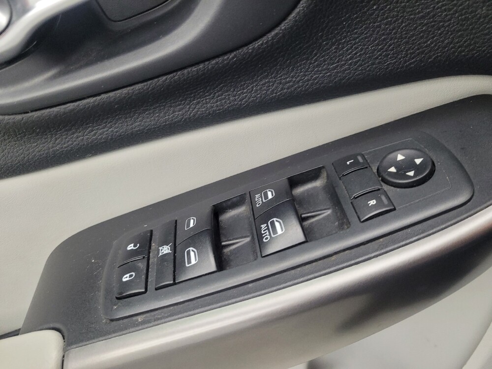 2020 Jeep Cherokee in Huntsville, AL 35816 - 18120557 27