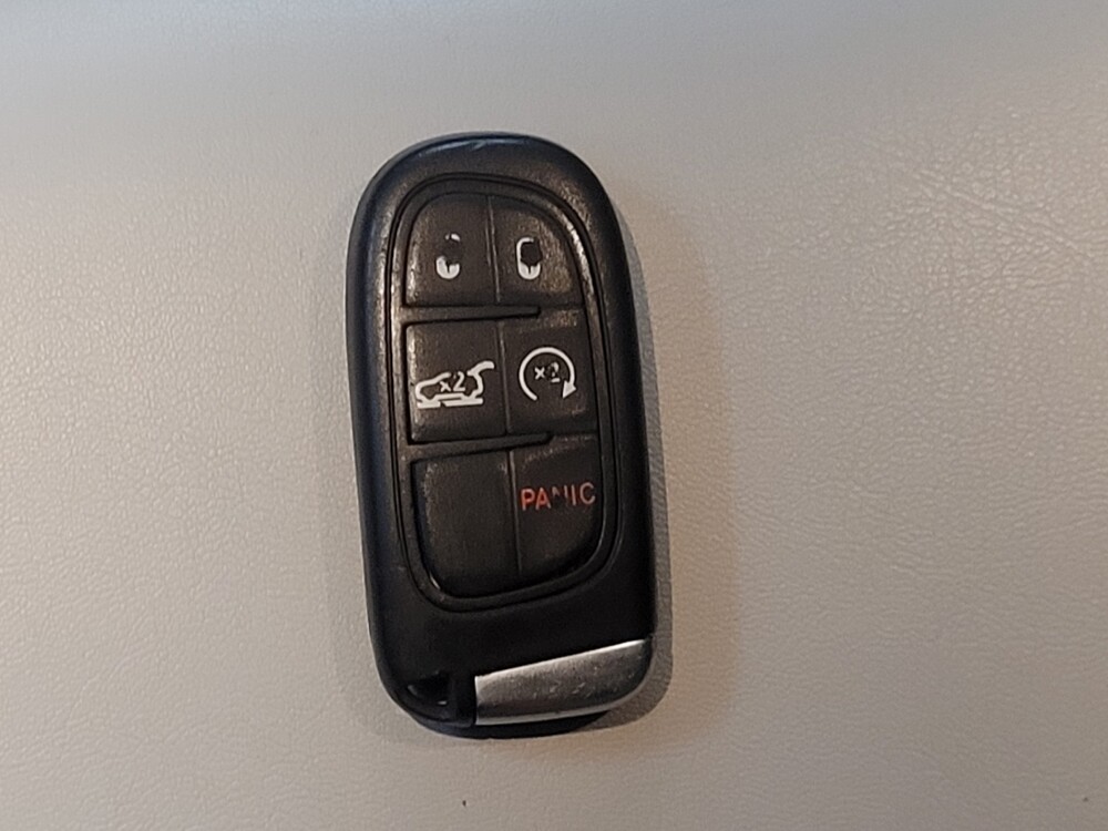 2020 Jeep Cherokee in Huntsville, AL 35816 - 18120557 32