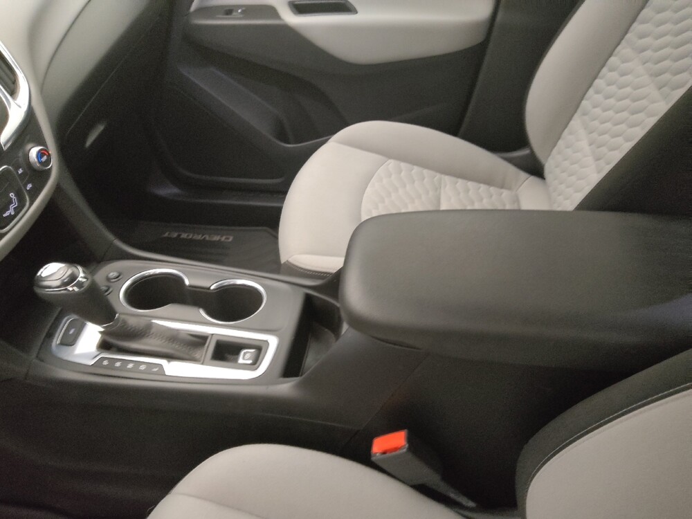 2019 Chevrolet Equinox in Gladstone, MO 64118 - 18120558 26